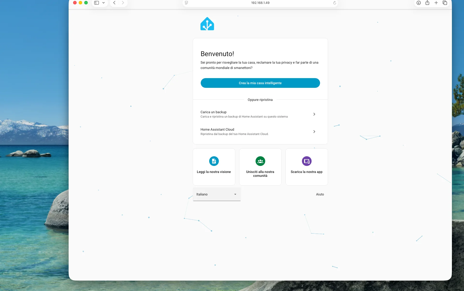 Pagina di benvenuto di Home Assistant nel browser con il pulsante Crea la mia casa intelligente e le opzioni per ripristinare da backup