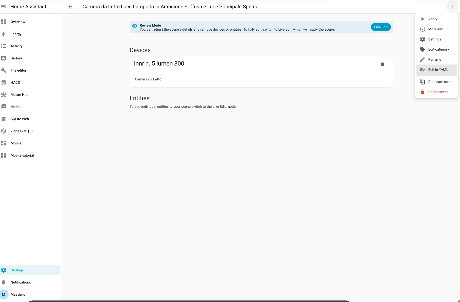 Menu a tendina con opzione Modifica in YAML nell'editor scene